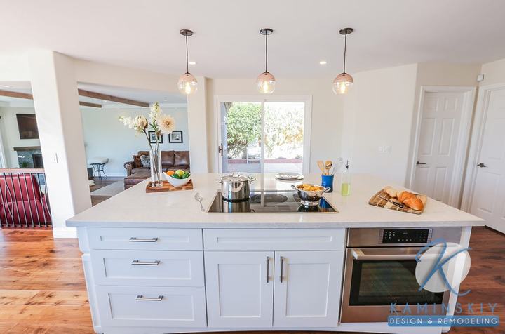 Carlsbad Transitional White Kitchen, photo 2