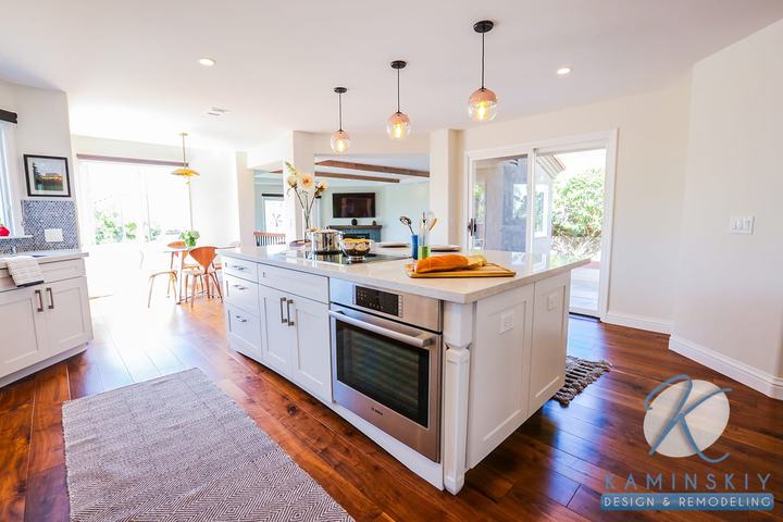Carlsbad Transitional White Kitchen, photo 3