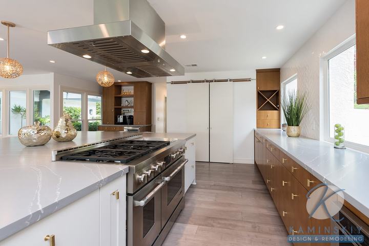 Chic La Jolla Kitchen, photo 3