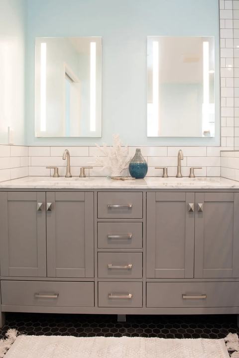 Master bathroom dual Vanity