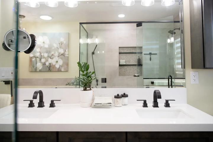 Escondido Master Bath Vanity Remodel