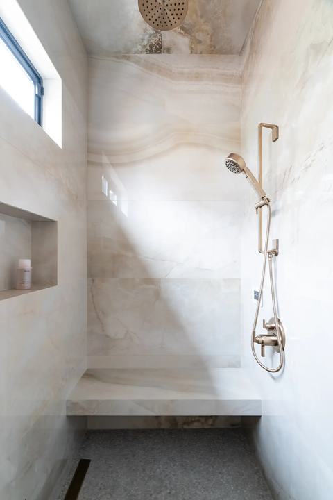 Master shower with seating bench