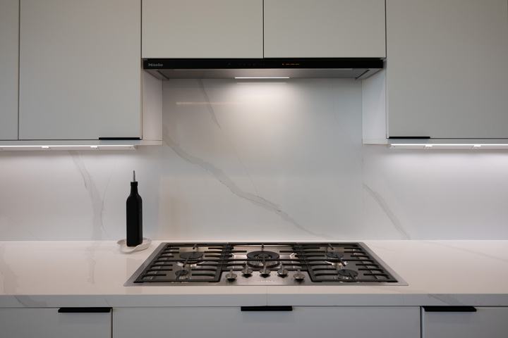 Modern Kitchen Stove Remodel