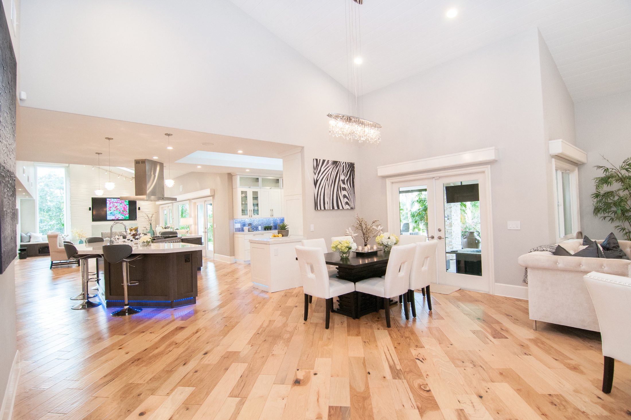 Create a Cohesive Color Scheme for Your Home