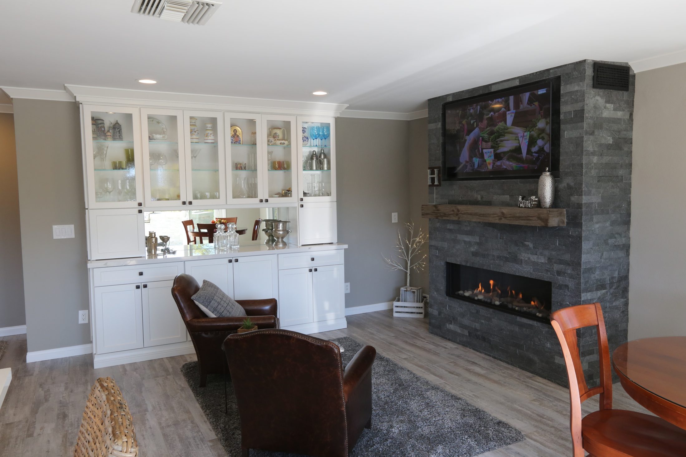 Home Bar Design Ideas for a Perfect Entertaining Space