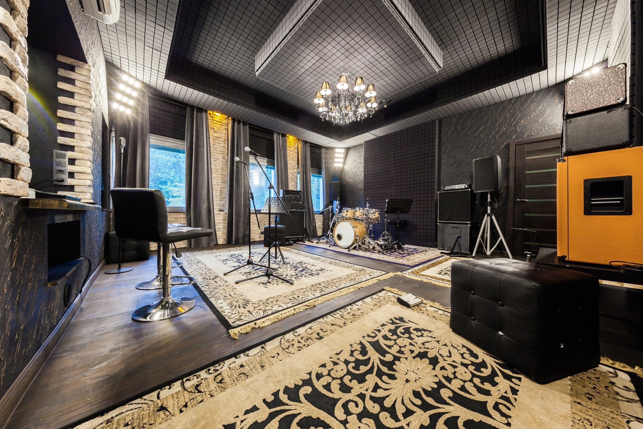 How to Build a Professional Home Music Studio