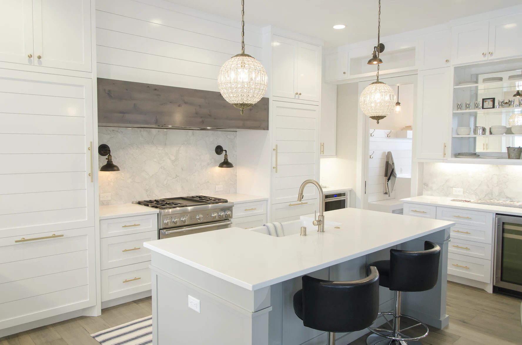 slab-backsplash-kitchen