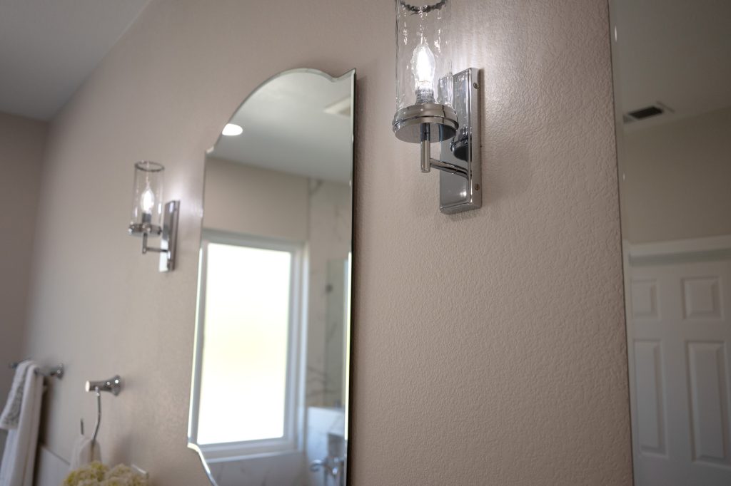 Transitional Master Bathroom Countertop Design Remodel