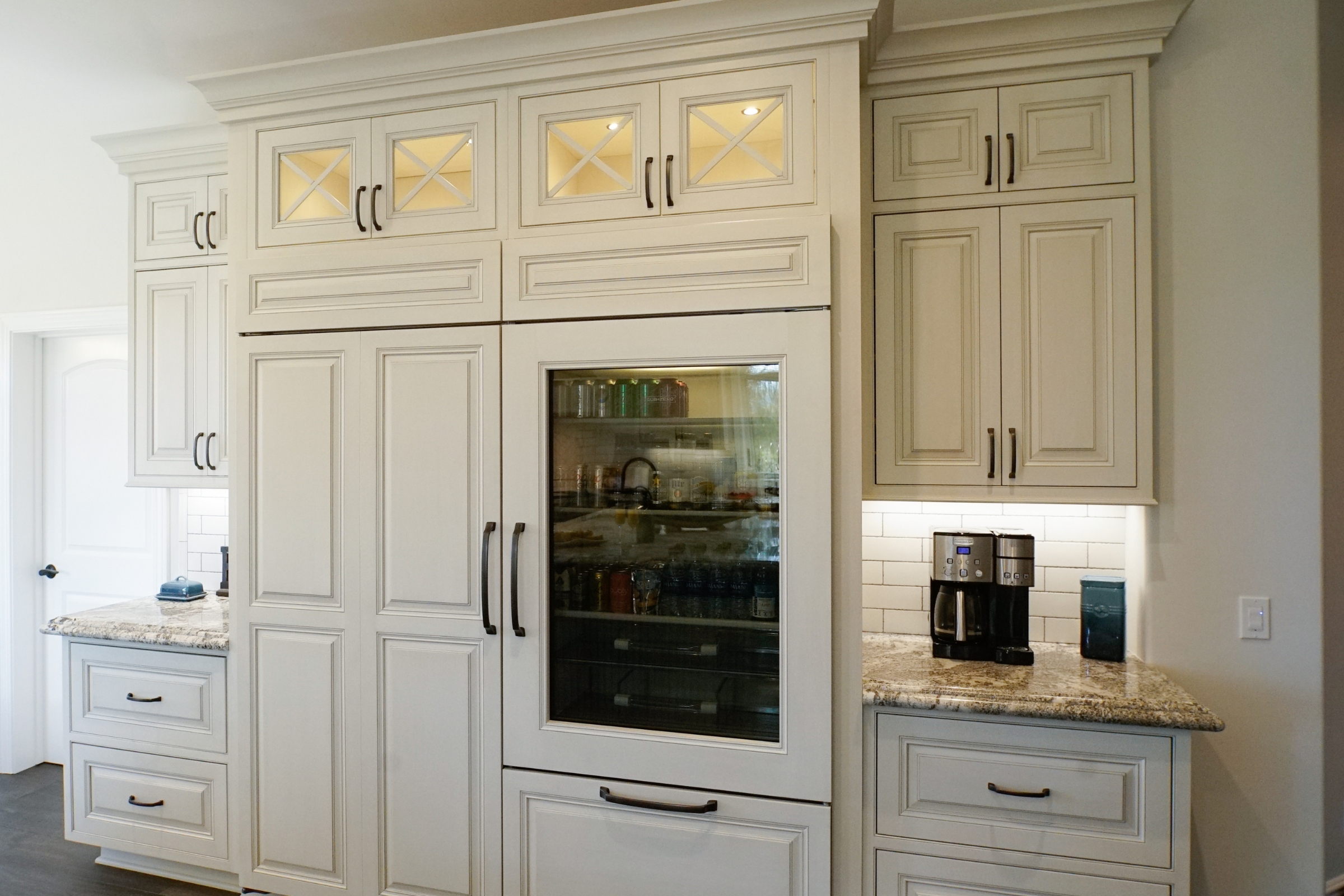 Benefits of a Custom Pantry for Kitchen Remodels