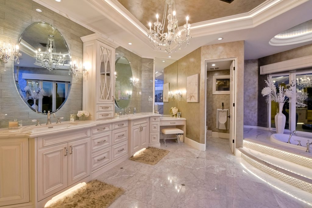 Master Bathroom Luxury Features 