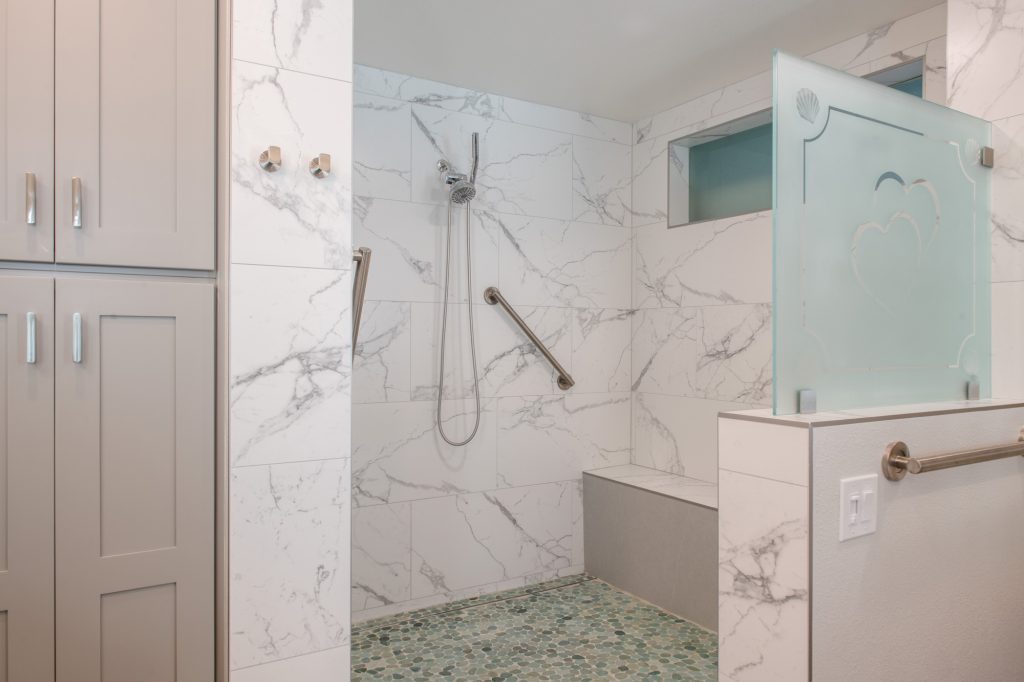 Walk-in Shower Ideas for San Diego Homeowners 